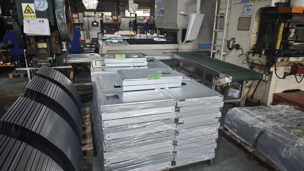 electric vehicle battery box