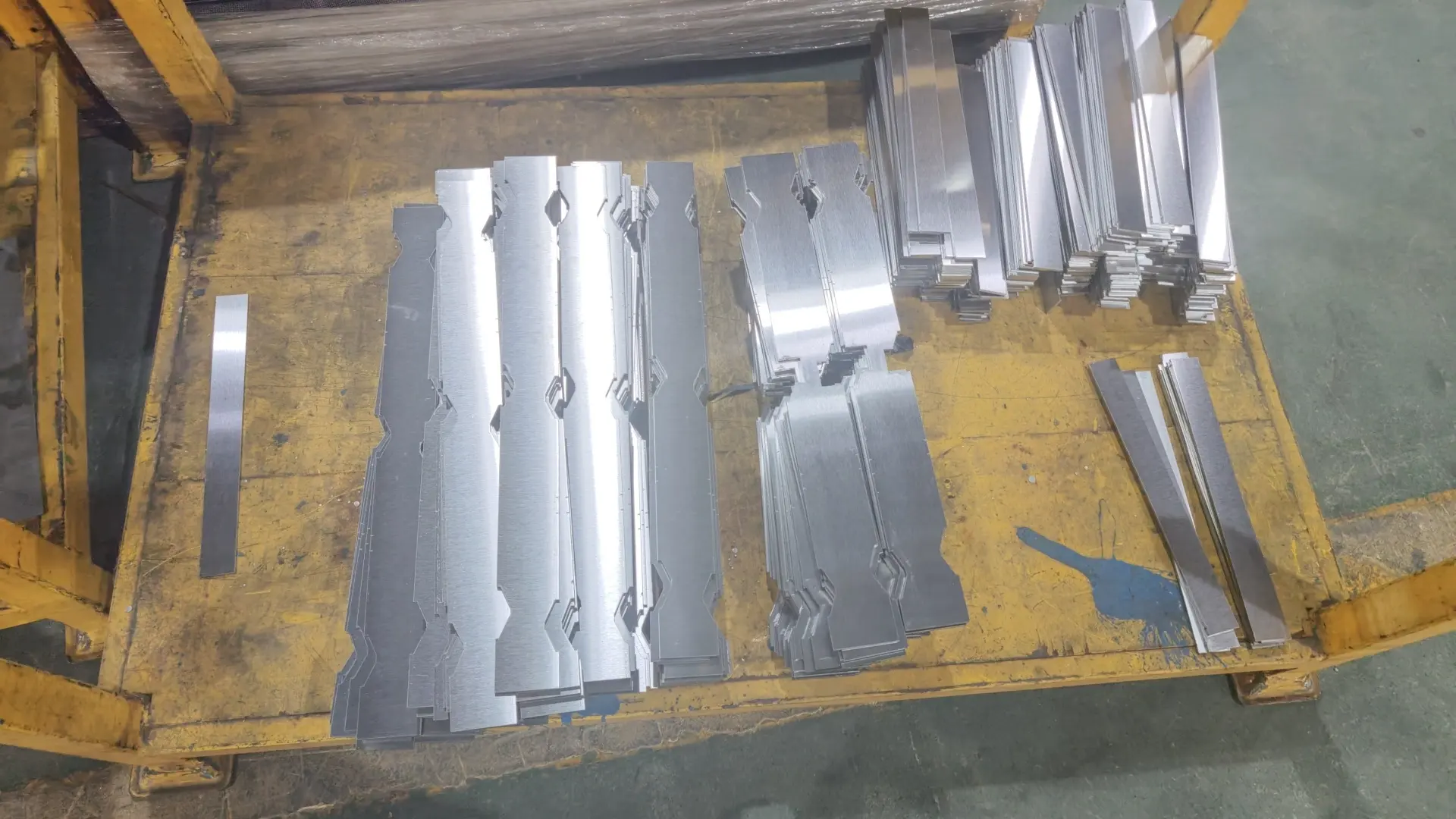 Mobile tool cart fabrication quality: 4 key checks before buying materials