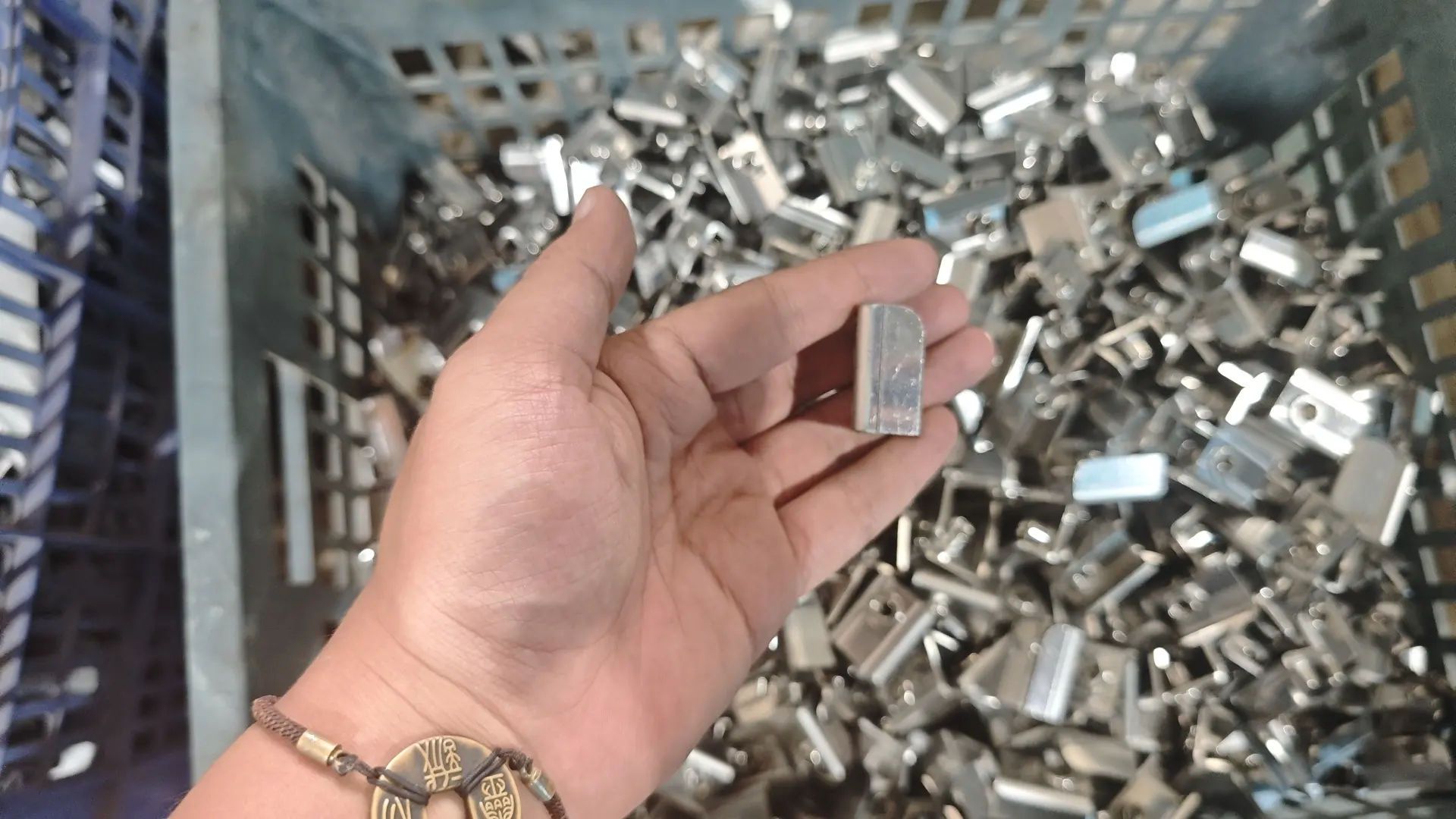 Telecom cabinet sheet metal cost and where to buy it? (compare prices and save money quick)