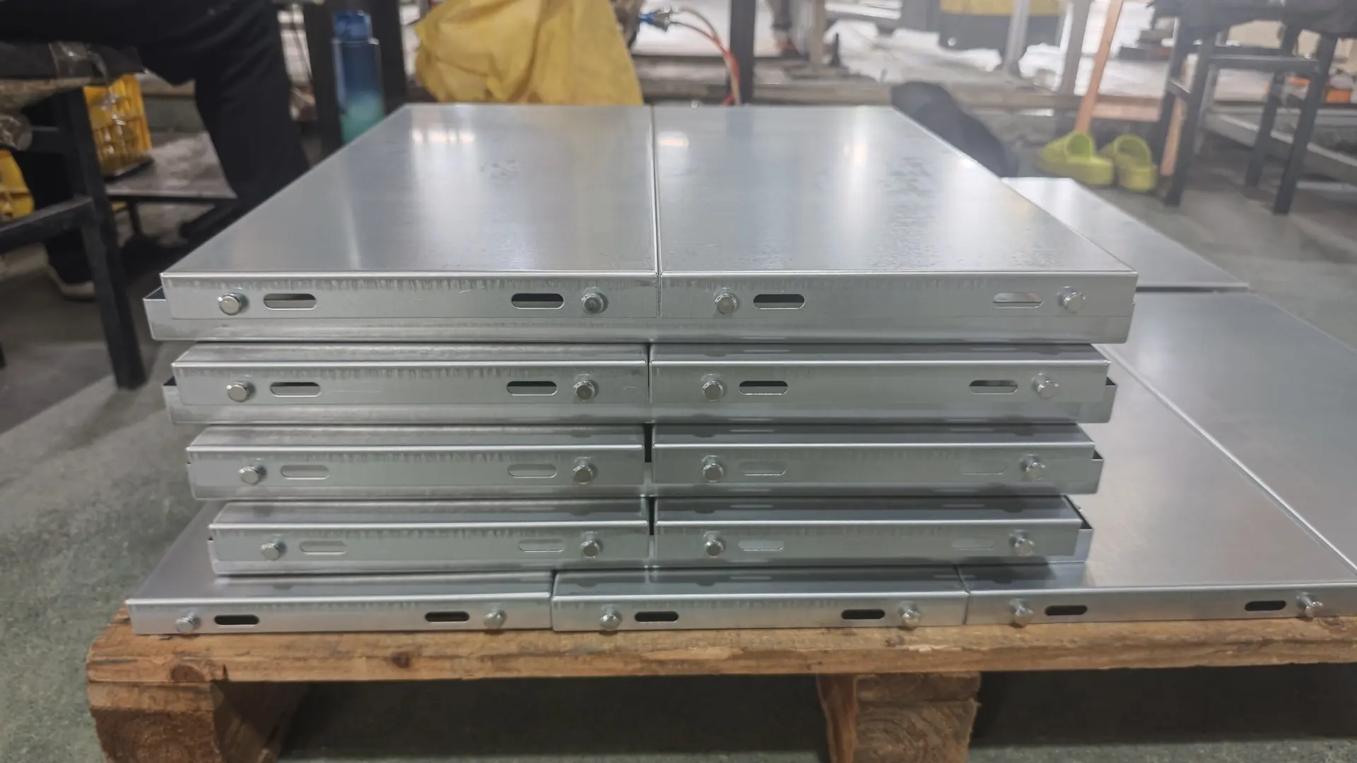 Choosing Custom EV Bracket Material (What Lasts Longest for EV)