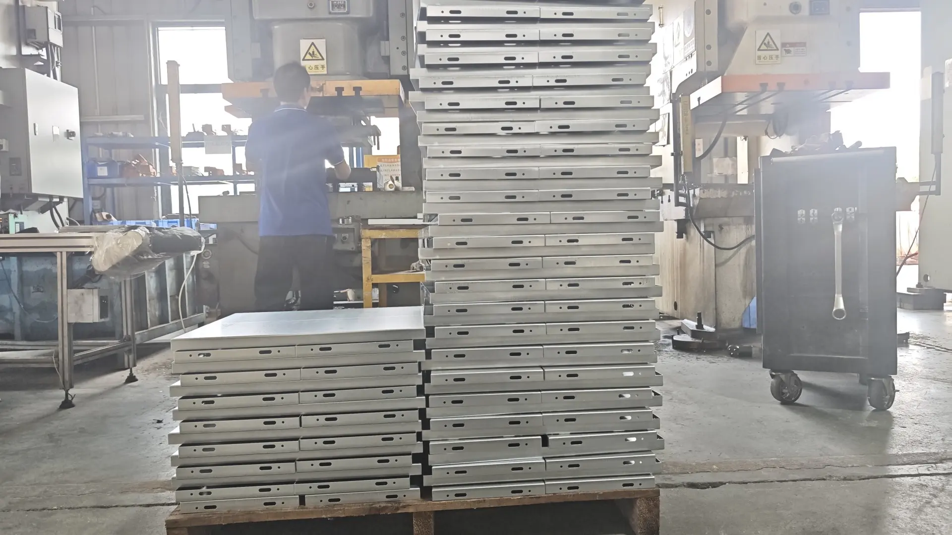hvac sheet metal enclosure how to choose the right one? (top tips and advice for buyers)