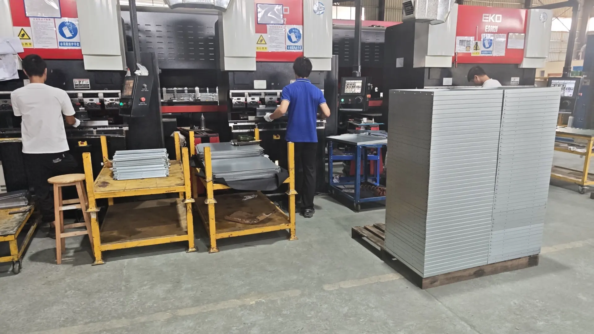 Heavy Duty Sheet Metal Electrical Enclosures Explained (Stay Safe & Protected)