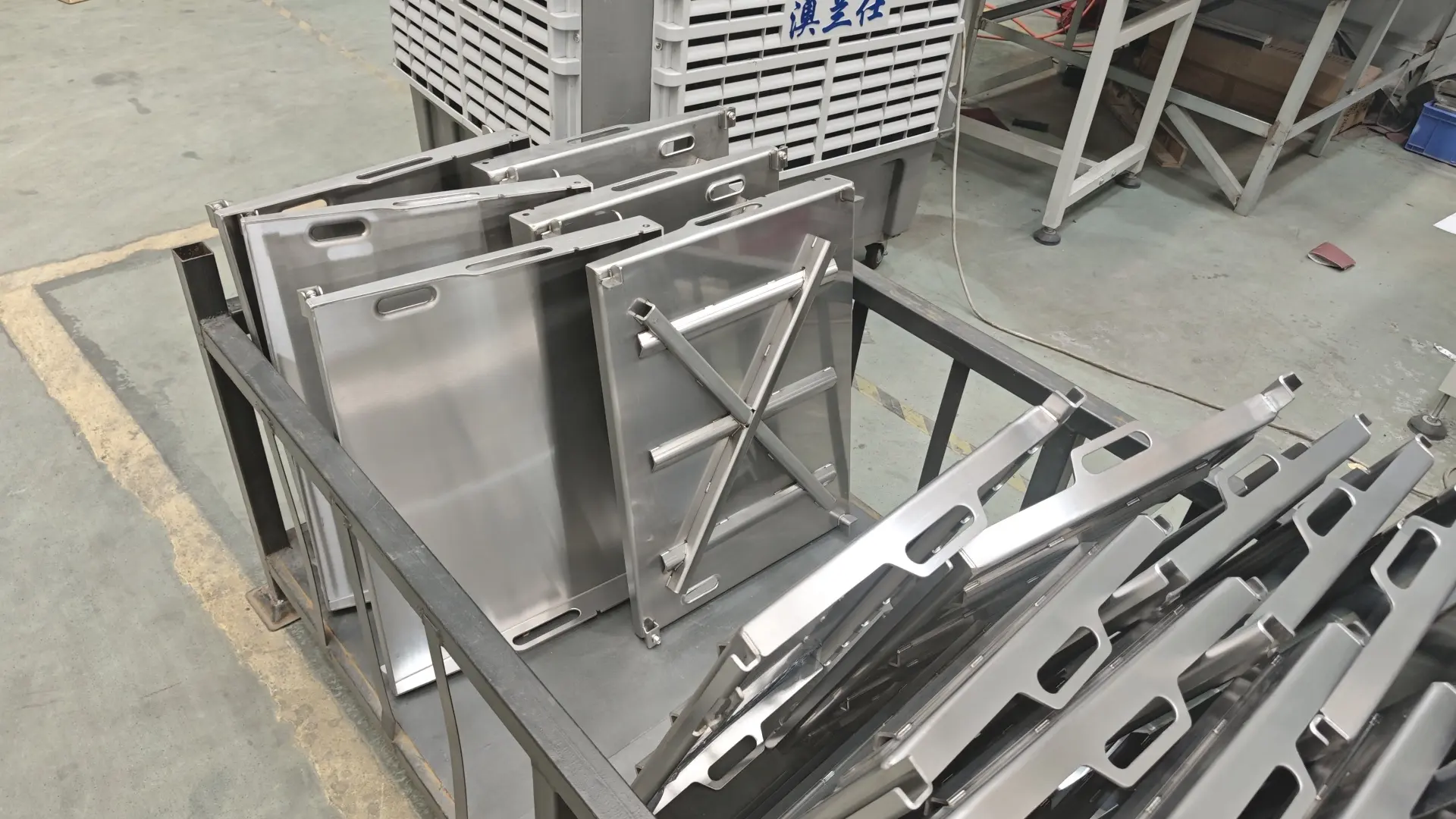DIY low-cost drone metal housing guide: build it yourself easily.